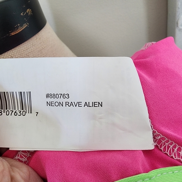 Neon Rave Alien Light Up Dress 👽 - Picture 6 of 7